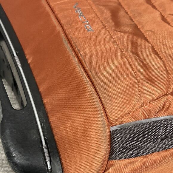 Osprey Vector Shuttle Rolling Luggage Carry On Travel Bag Large Suit Case Orange - Picture 10 of 16